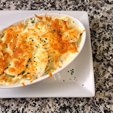 Restaurant Les Alizes Loriol Отель Ле-Пузен