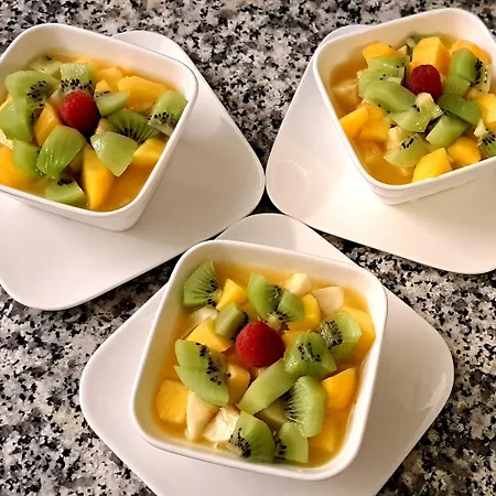 Restaurant Les Alizes Loriol Отель Ле-Пузен